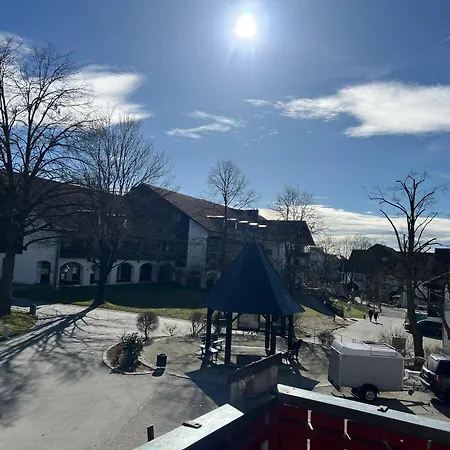 Apartmán Mit Toller Dachterrasse & Bademantelgang Zur Wohlfuehltherme Im Neuen Stil *